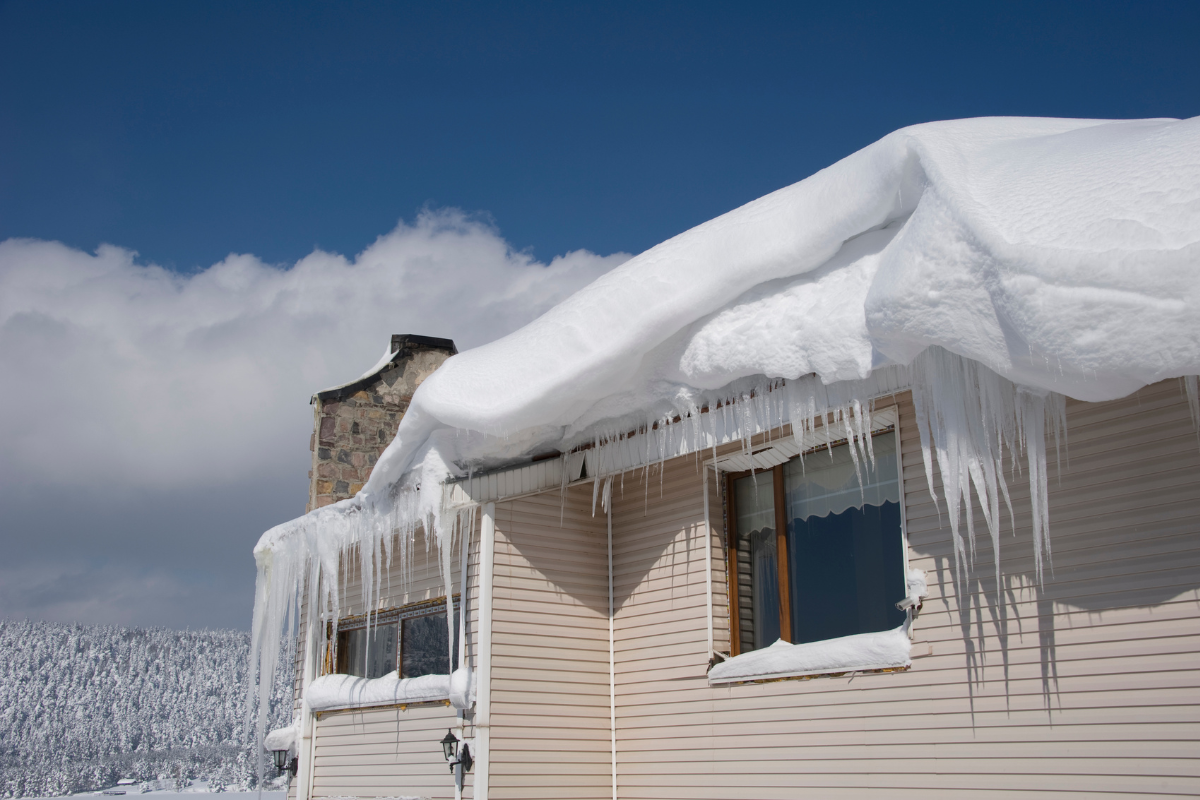 wet heavy snow roof