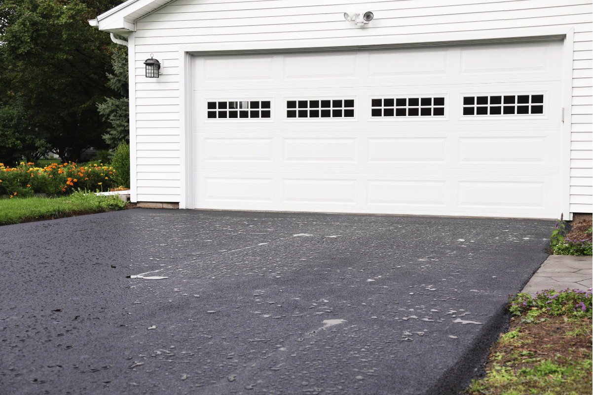 clean residential driveway after sealing