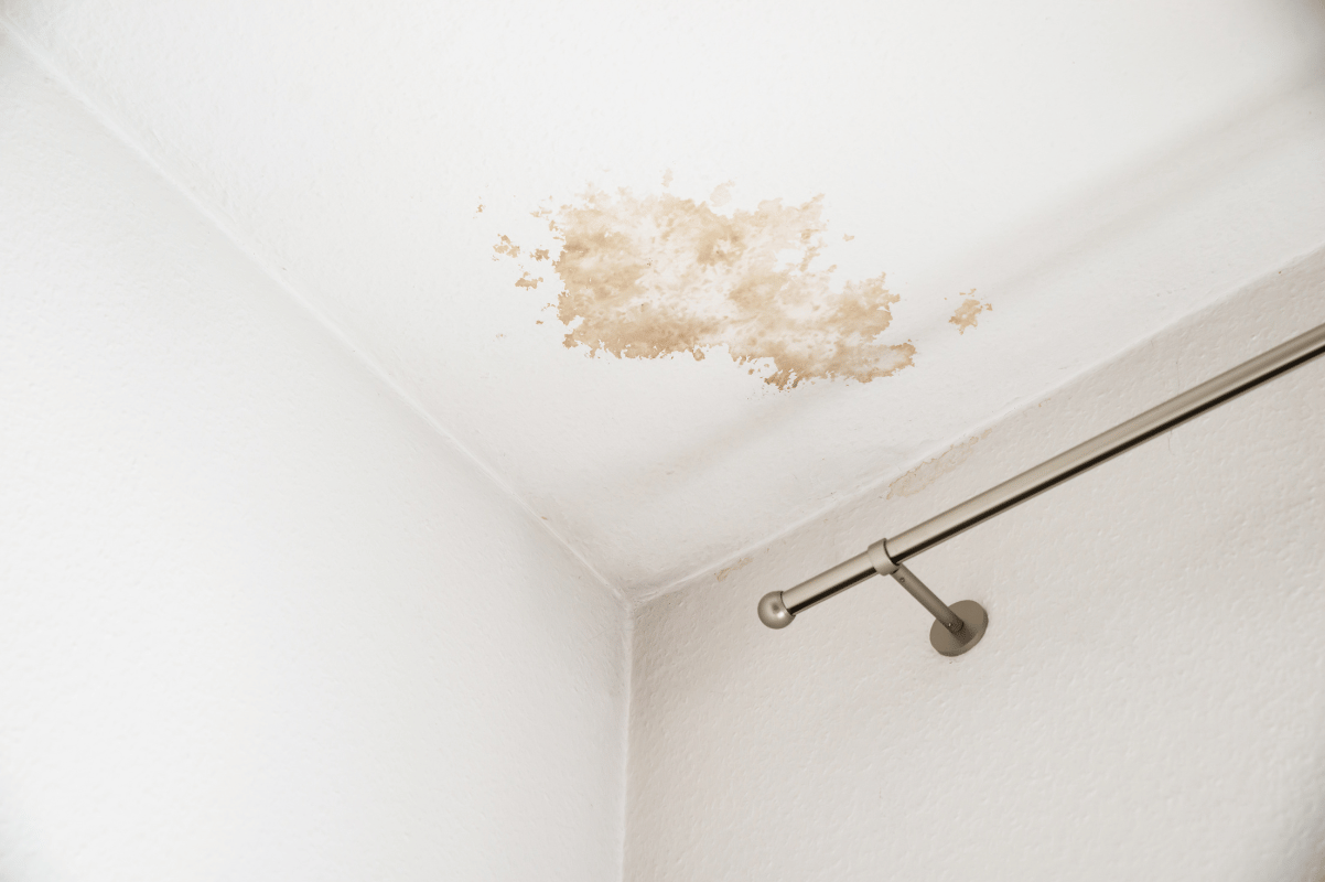 Foundation water damage house